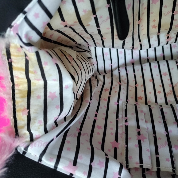 Betsey Johnson holographic Cat fur tote - Picture 5 of 9